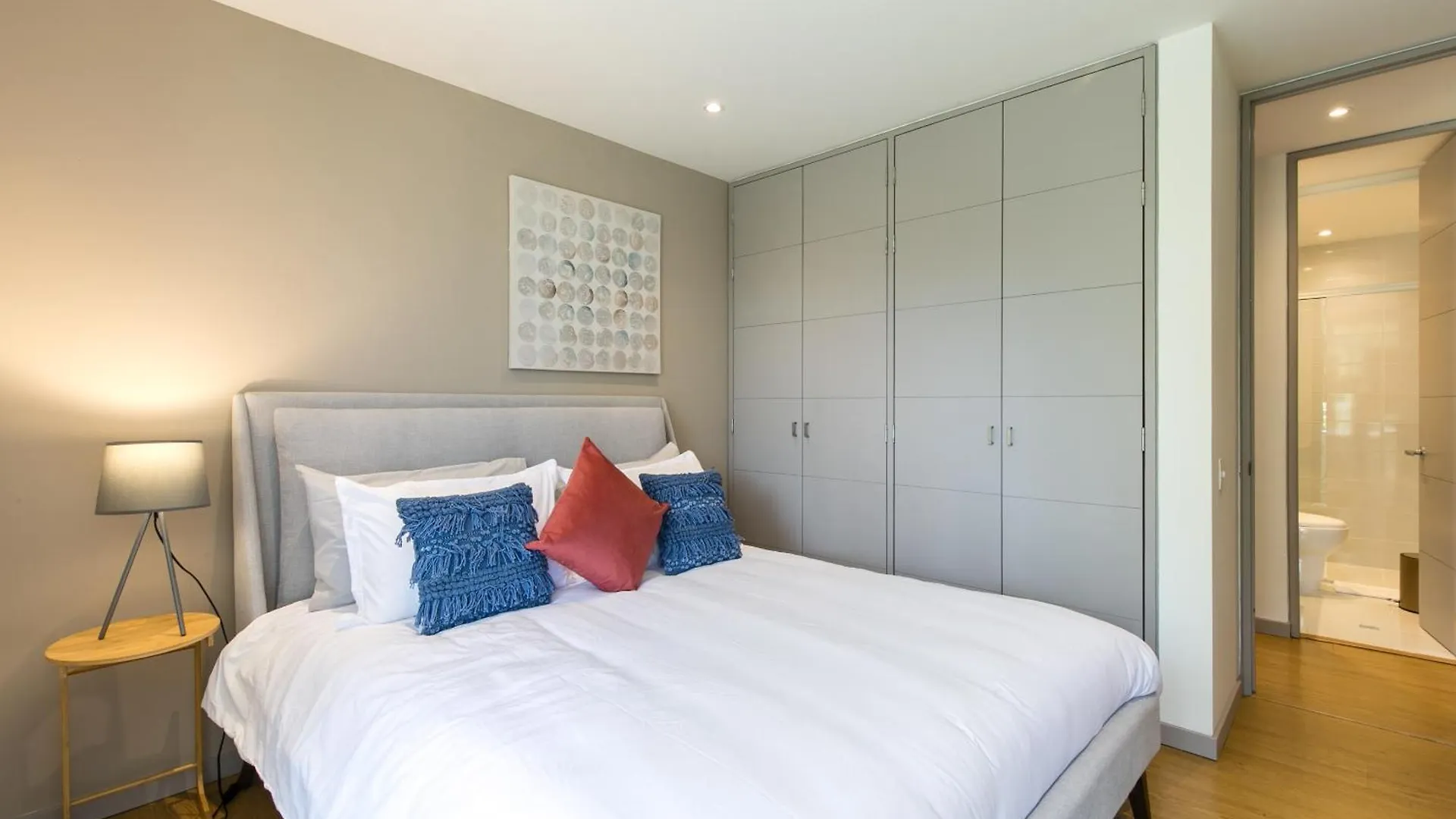 Provenza Life Medellin Apartment 0*,  Colombia